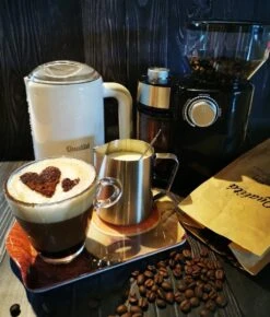 Qualitá® Melkkan Met Art Pen - Barista Melkkannetje - 350 ML - Melkopschuimkannen -Tefal Winkel 1023x1200 3