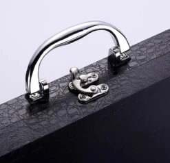 Merkloos Bestekset - 24 Delig Bestekset - 6 Personen - Rood/Goud - Tafellepels/Tafelmessen/Tafelvorken/Koffielepels - Roestvrij Staal -Tefal Winkel 1200x1157 2