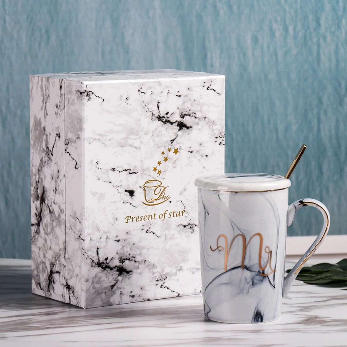 Merkloos Set Van 2 Mokken - Mok Set - Couple Mok - Koffiemok - Koffiebeker - Beker - Mokken En Bekers - Beker Met Lepel En Deksel - 400 Ml - Keramiek - Mr./Mrs. - Blauw/roze 6 Merkloos Set Van 2 Mokken - Mok Set - Couple Mok - Koffiemok - Koffiebeker - Beker - Mokken En Bekers - Beker Met Lepel En Deksel - 400 Ml - Keramiek - Mr./Mrs. - Blauw/roze - Afbeelding 4