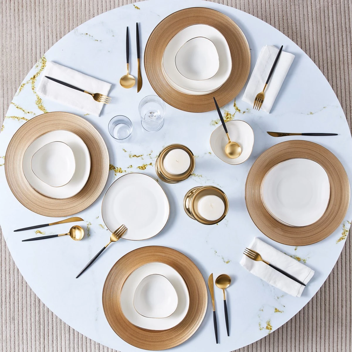 Karaca Middle Streamline Gold 12-delige Serviesset 5 Karaca Middle Streamline Gold 12-delige Serviesset - Afbeelding 3