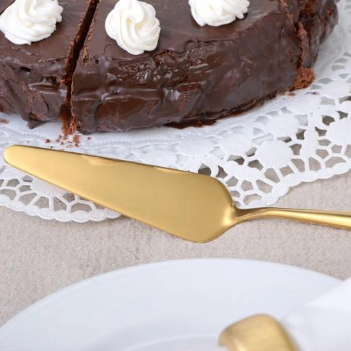 Orange85 Taartschep - Cakeschep - Goud - RVS - 23 Cm - Bakspullen 6 Orange85 Taartschep - Cakeschep - Goud - RVS - 23 Cm - Bakspullen - Afbeelding 4