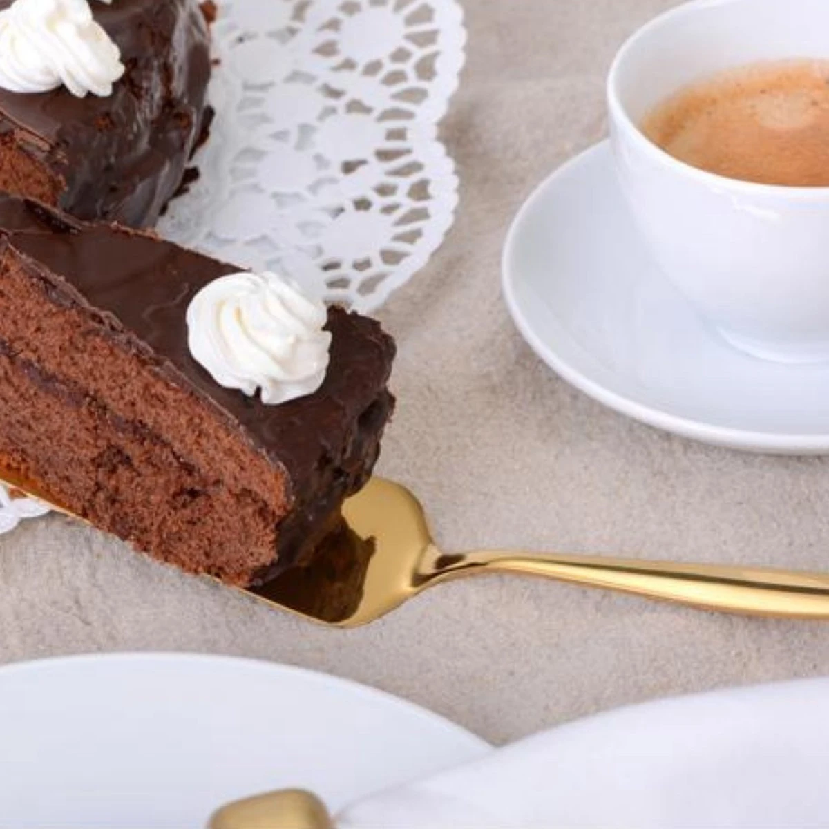 Orange85 Taartschep - Cakeschep - Goud - RVS - 23 Cm - Bakspullen 7 Orange85 Taartschep - Cakeschep - Goud - RVS - 23 Cm - Bakspullen - Afbeelding 5