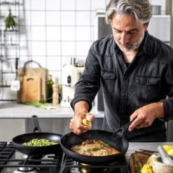 KitchenAid Classic Aluminium Koekenpannenset 2-delig ø24+28cm - Zwart - Inductie 16 KitchenAid Classic Aluminium Koekenpannenset 2-delig ø24+28cm - Zwart - Inductie -Tefal Winkel 1200x1200 207