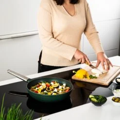 Westinghouse Performance Series - 12-delige Pannenset - Groen - 8 Pannen - Complete Pannenset - Geschikt Inductie En Alle Andere Warmtebronnen 31 Westinghouse Performance Series - 12-delige Pannenset - Groen - 8 Pannen - Complete Pannenset - Geschikt Inductie En Alle Andere Warmtebronnen -Tefal Winkel 1200x1200 306