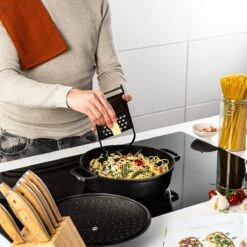 Westinghouse Performance Series - 12-delige Pannenset - Zwart - Geschikt Voor Alle Warmtebronnen Inclusief Inductie 39 Westinghouse Performance Series - 12-delige Pannenset - Zwart - Geschikt Voor Alle Warmtebronnen Inclusief Inductie -Tefal Winkel 1200x1200 326