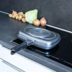 Herenthal Dubbele Grillpan - Ø 28 Cm - Koekenpan - Keramische Pan - Marmeren Coating Met Antiaanbaklaag - PFAS & PFOA Vrij - Pan - Grill - Vermindert Geur, Rook En Oliespatten - Zilver 21 Herenthal Dubbele Grillpan - Ø 28 Cm - Koekenpan - Keramische Pan - Marmeren Coating Met Antiaanbaklaag - PFAS & PFOA Vrij - Pan - Grill - Vermindert Geur, Rook En Oliespatten - Zilver -Tefal Winkel 1200x1200 455