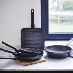 BK Universe Grillpan 26x26 Cm - Inductie - Anti-aanbak - PFAS-vrij 9 BK Universe Grillpan 26x26 Cm - Inductie - Anti-aanbak - PFAS-vrij -Tefal Winkel 1200x1200 471