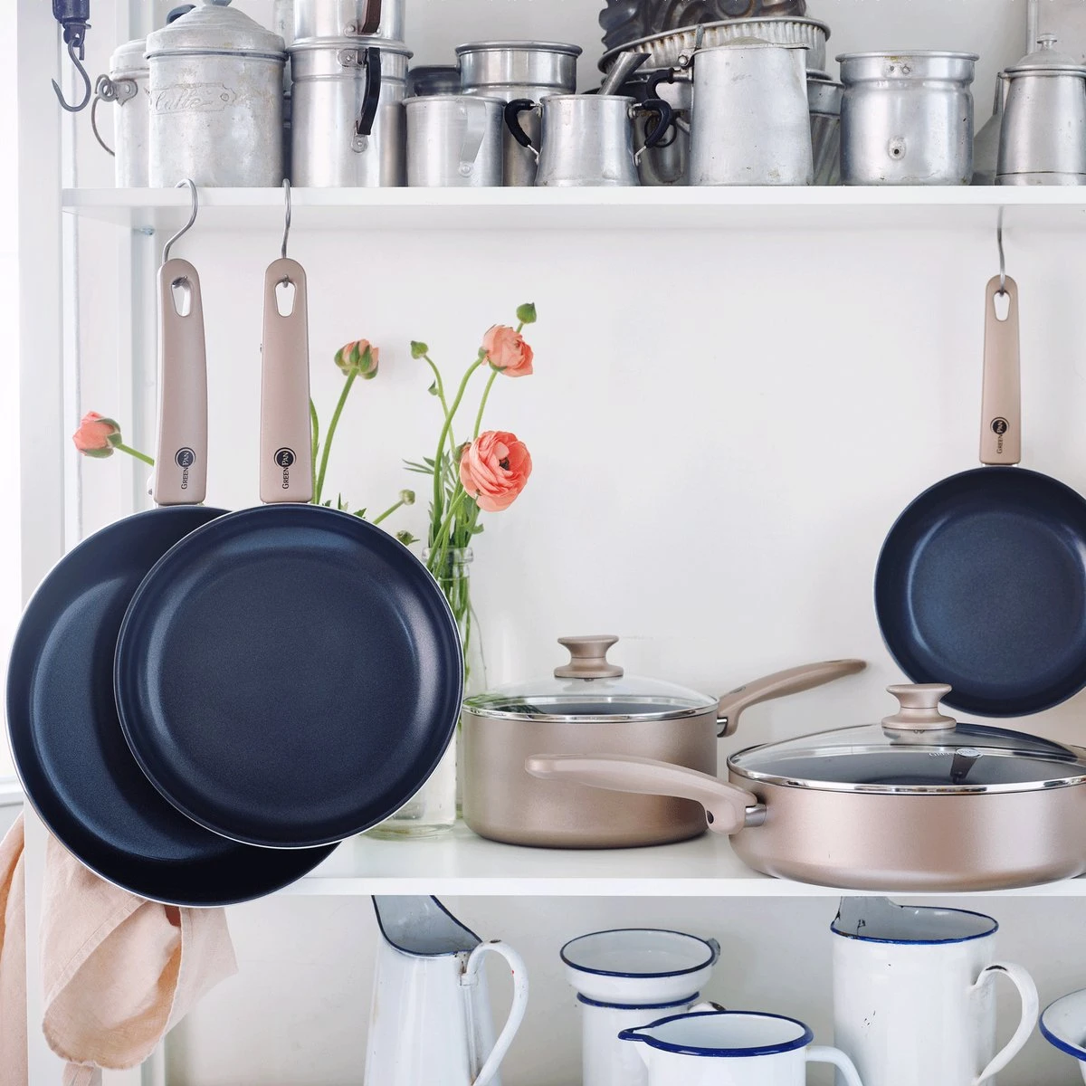 GreenPan Cambridge Inductie Grillpan - Ø 28 Cm - PFAS-vrij - Brons 11 GreenPan Cambridge Inductie Grillpan - Ø 28 Cm - PFAS-vrij - Brons - Afbeelding 9