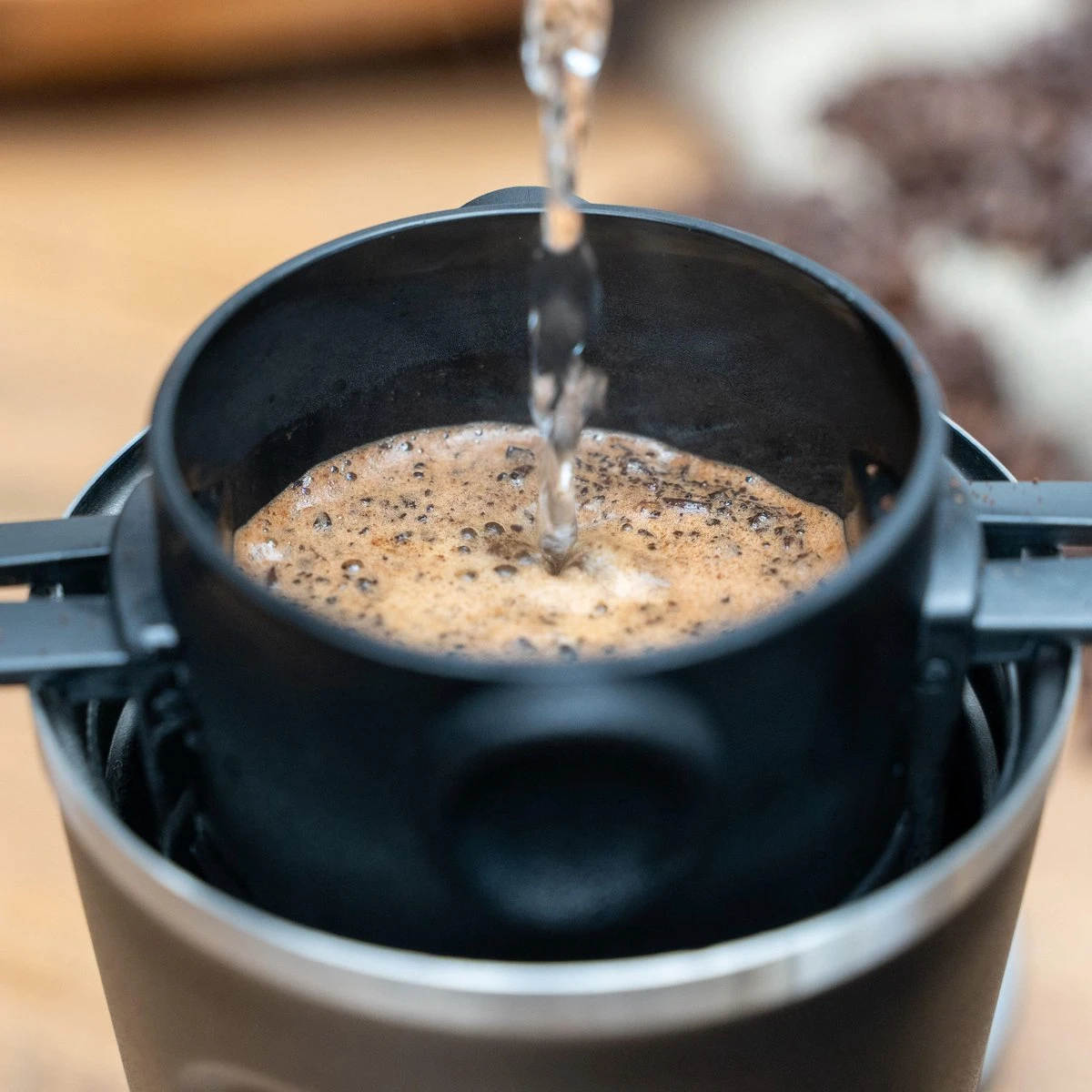 JOR Products® Thermobeker - Koffiezetapparaat - Koffiebonen - Thee - Koffiemachine - Thermoskan - Espressomachine - Reizen - Camping - Koffiefilterhouder 10 JOR Products® Thermobeker - Koffiezetapparaat - Koffiebonen - Thee - Koffiemachine - Thermoskan - Espressomachine - Reizen - Camping - Koffiefilterhouder - Afbeelding 8