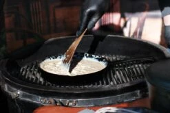 The Windmill Koekenpan Skillet Extra - 31,5 Cm - Gietijzer Zwart -Tefal Winkel 1200x800 25