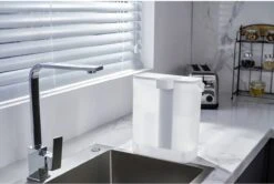 Philips Water Instant Water Filter - 3 L Inhoud, 1 L/min Snelle Doorstroming, Oplaadbaar Via USB-C -Tefal Winkel 1200x806 2