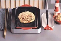 Le Creuset - Gietijzeren Grillplaat - 32x22cm - Kersenrood -Tefal Winkel 1200x807 2