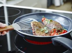 GreenPan Cambridge Hapjespan Met Deksel 24cm - Zwart - Inductie - PFAS-vrij -Tefal Winkel 1200x899 5