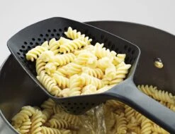 Joseph Joseph Scoop Plus Vergietlepel - Schuimspaan - Frituurschep -Tefal Winkel 1200x923 3