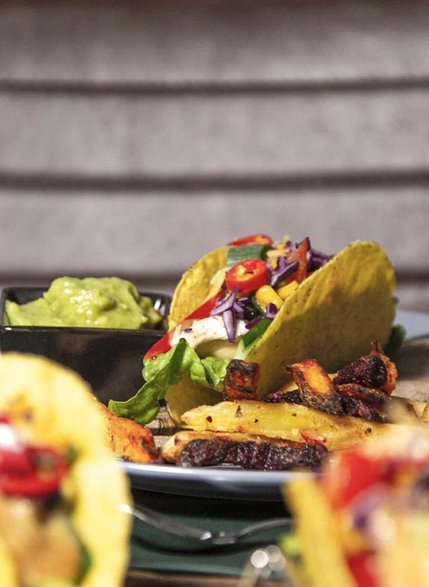 Krumble Taco Houder - Taco En Tortilla Houder Voor 4 Stuks - Serveerschalen - Koken & Tafelen - Kookgerei - Snack- & Tappasschalen - Metaal - Zilver 5 Krumble Taco Houder - Taco En Tortilla Houder Voor 4 Stuks - Serveerschalen - Koken & Tafelen - Kookgerei - Snack- & Tappasschalen - Metaal - Zilver - Afbeelding 3