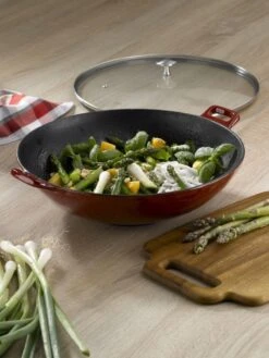 Wokpan Gietijzer Rood, 36 Cm - Kela | Calido -Tefal Winkel 900x1200
